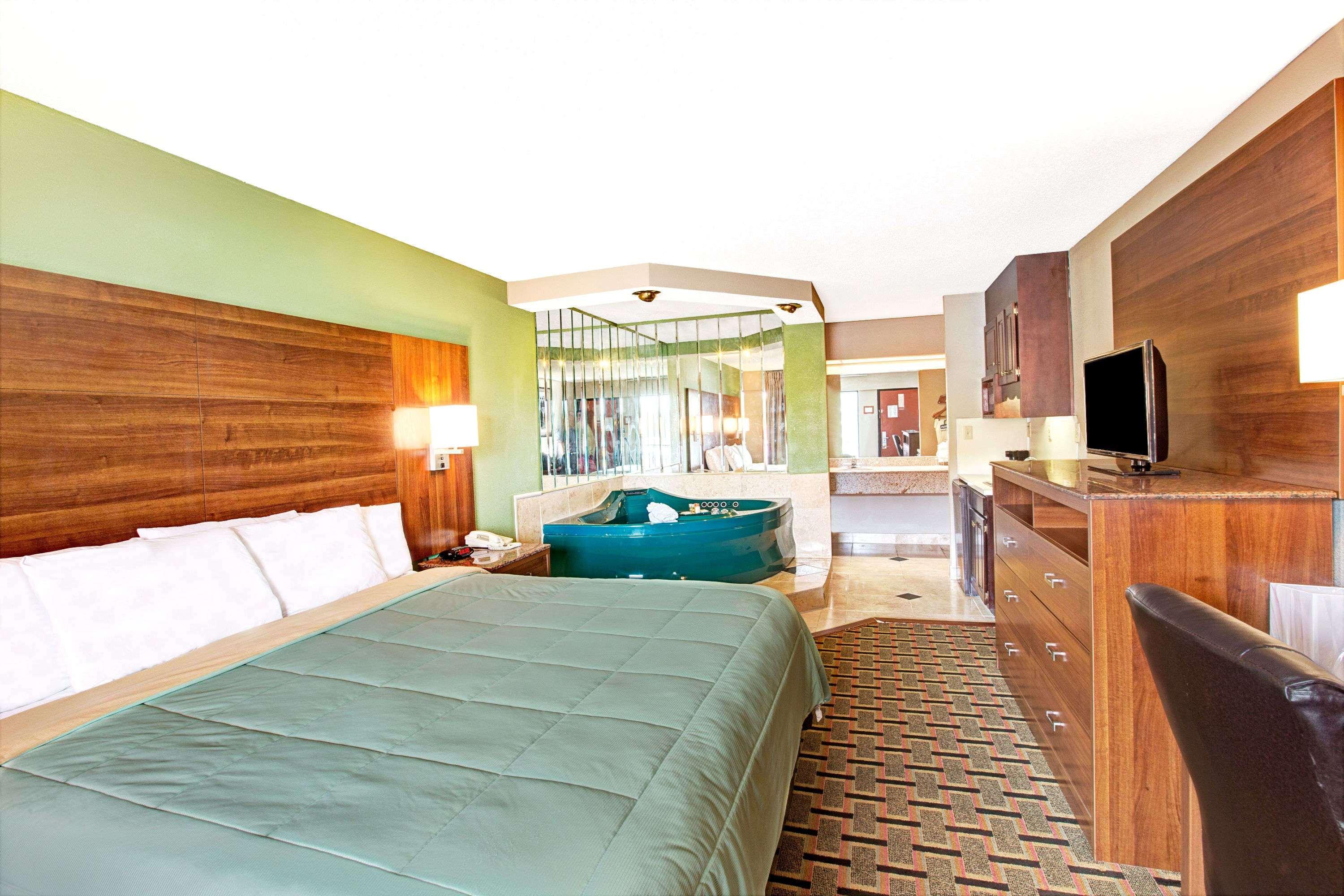 Days Inn Conover/Hickory Eksteriør billede